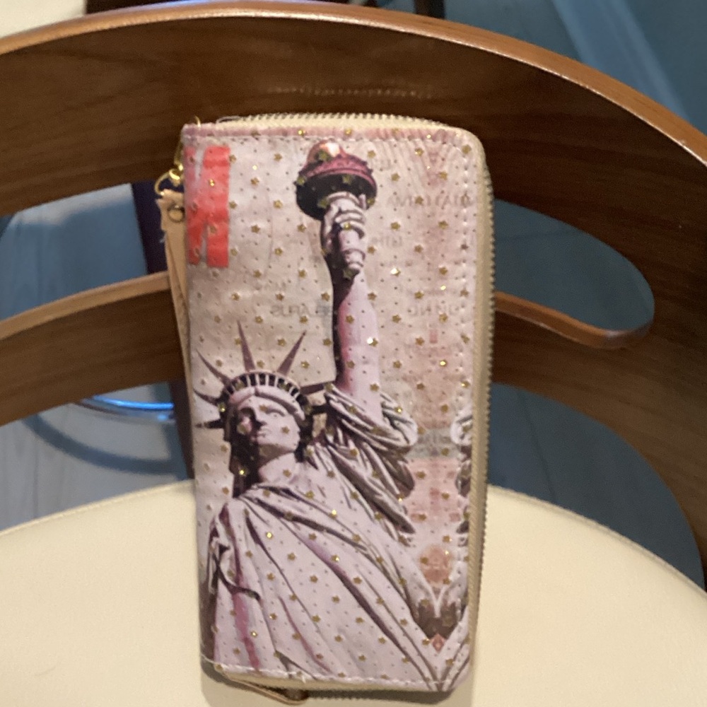 Statue of Liberty Wallet with Gold Accents